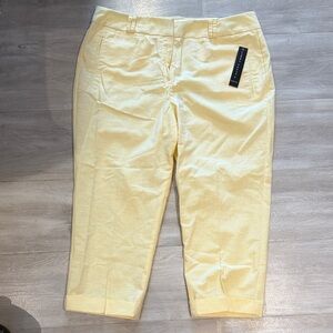 NWT Larry Levine Yellow Cropped Pants Size 14